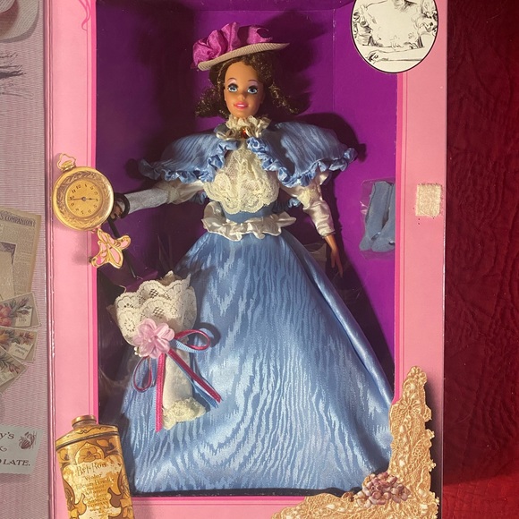 Never removed from box Gibson Girl Barbie - Picture 1 of 6